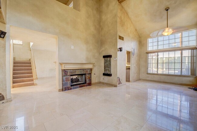 Building Photo - 2394 Millcroft Dr