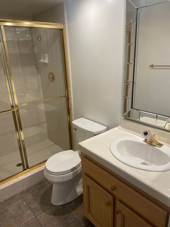 Building Photo - American River Canyon Folsom - 3 Bdrm, 3 Bath in gated community