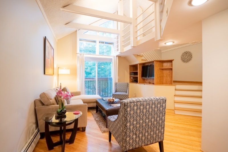 Building Photo - 830 W Altgeld St