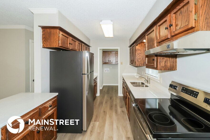 Building Photo - 4250 Bethel Rd