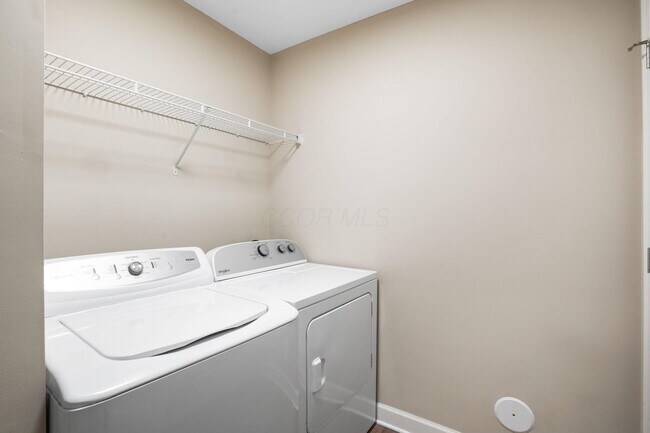 Building Photo - 5857 Spruce Forest Dr