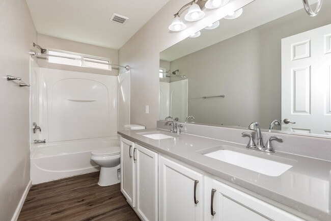 Building Photo - 4665 E Pinto Valley Rd