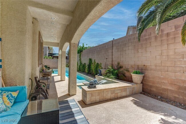 Building Photo - 875 Chaste Ct