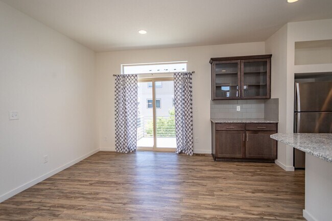 Building Photo - Move-In Ready Home in Desirable Banning Lewis Ranch!!