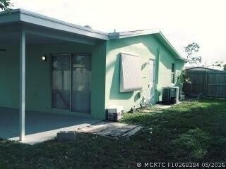 Building Photo - 2630 NW 42nd Terrace