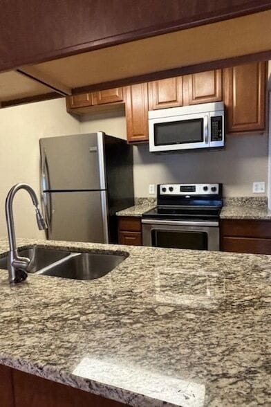 Building Photo - 804 Timbers Ct