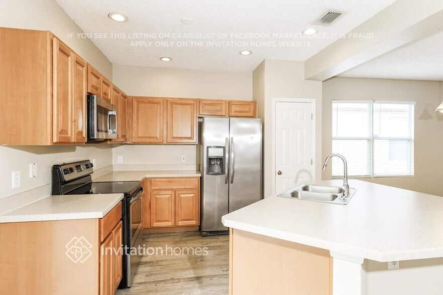 Building Photo - 4122 Collinwood Dr