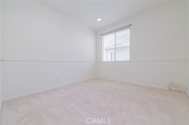 Building Photo - 22661 White Oaks