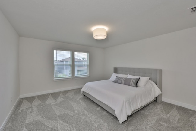 Building Photo - 30089 Skylark Dr