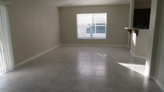 Building Photo - 1777 Sawgrass Dr SW