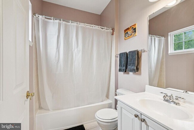 Building Photo - 602 Corsair Ct