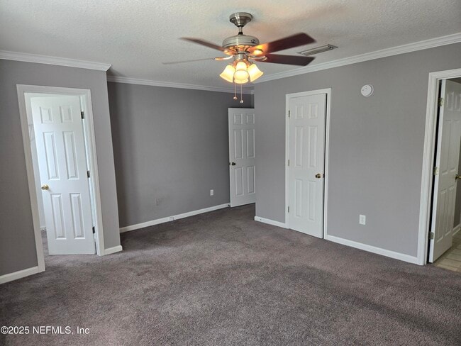 Building Photo - 1500 Calming Water Dr