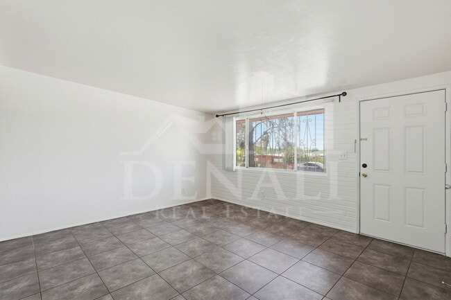 Building Photo - 1808 W Caravelle Rd