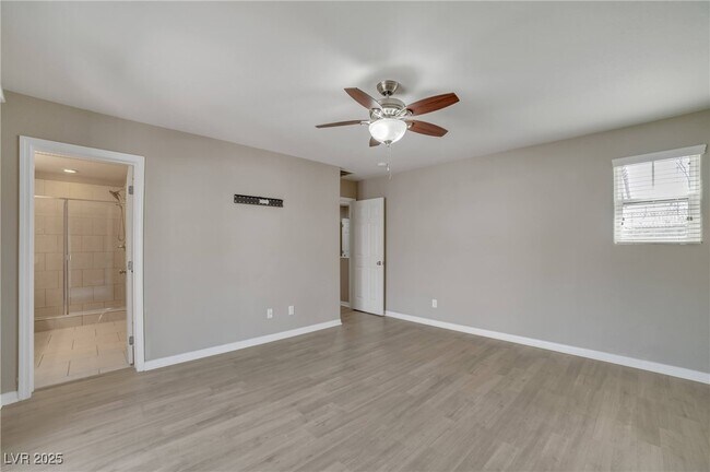 Building Photo - 3939 N Zodiacal Light St
