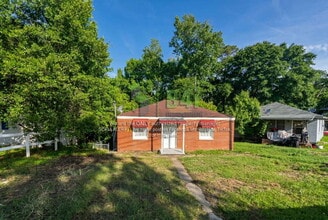 Building Photo - 171 Munson Dr