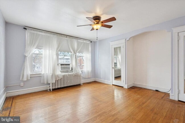 Building Photo - 3227 Fuller St