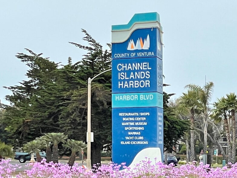 Building Photo - 3029 Harbor Blvd
