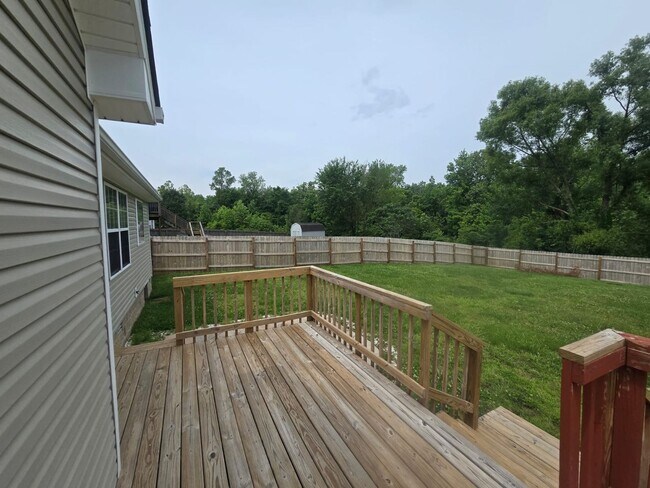 Building Photo - 1377 Mutual Dr