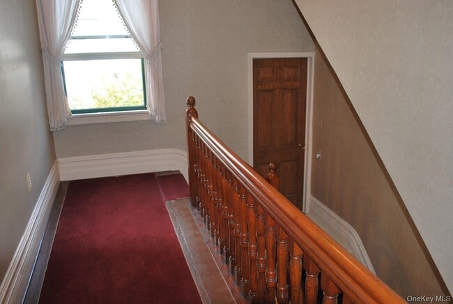 Building Photo - 35 Oakland Ave