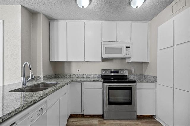 Building Photo - 5534 Boca Raton Blvd