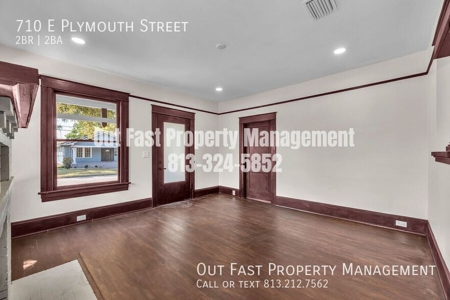 Building Photo - 710 E Plymouth St