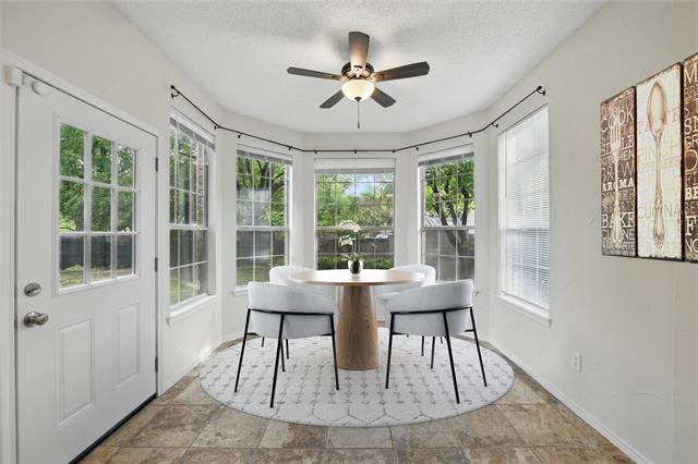 Building Photo - 2521 Timber Ridge Ln