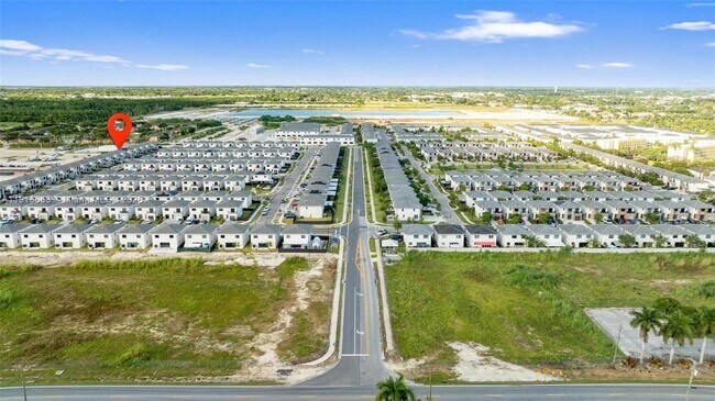 Building Photo - 275 NW 13th Pl