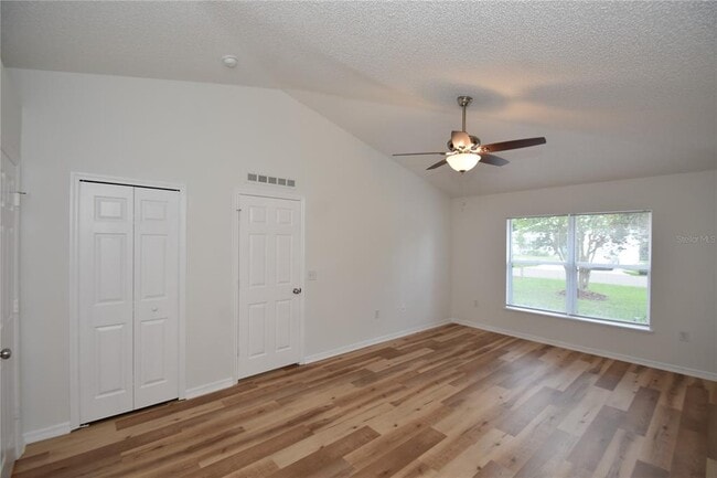 Building Photo - 14 Ryley Ln