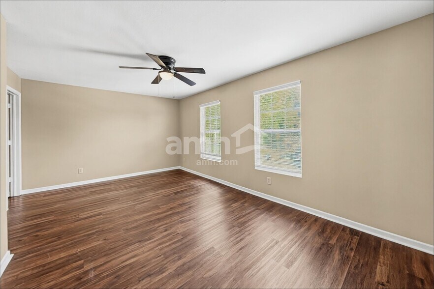 Building Photo - 2361 Blackthorn Dr