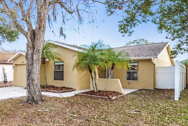 Building Photo - 12219 Hidden Brook Dr