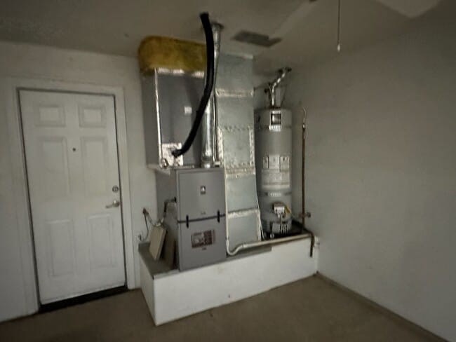 Building Photo - 5449 W Ashland Ct