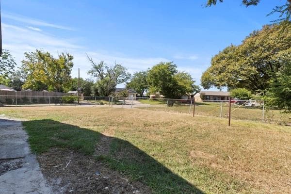 Building Photo - 1449 Eastside Dr