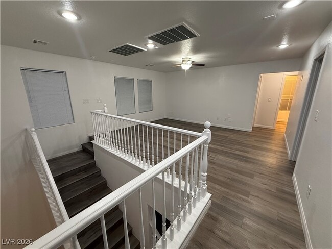 Building Photo - 661 Newquay Ct