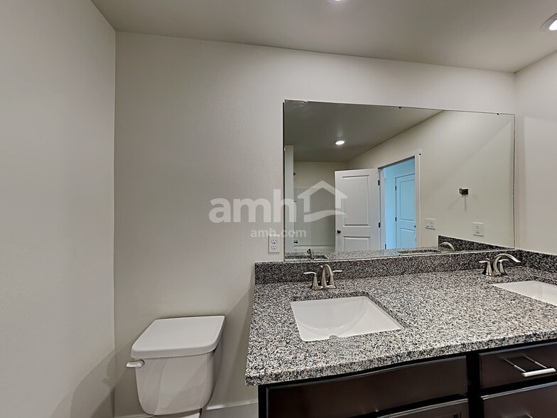Building Photo - 19314 16th Ave Ct E