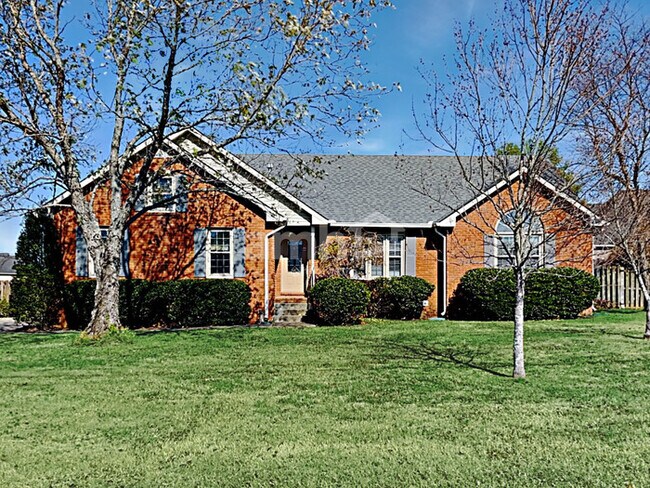 Building Photo - 225 Bluefield Ln
