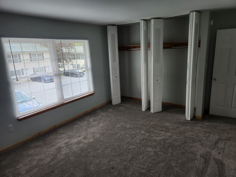 Building Photo - 203 Governors Park Rd