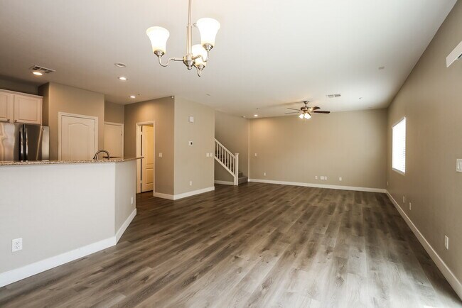 Building Photo - 6213 Rimfire Rock Ct