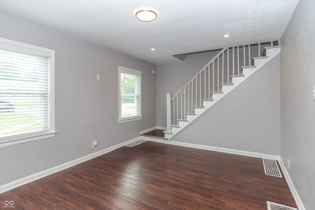 Building Photo - 3457 N Sherman Dr