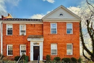 Building Photo - 4034 Calvert St NW