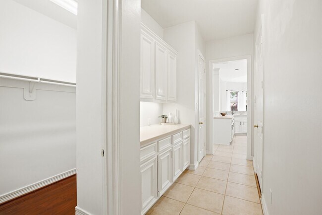 Building Photo - 1322 Kirby Lake Ct