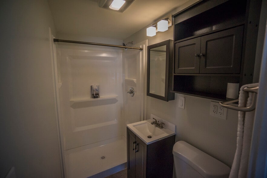 bathroom - 117 Cherry St