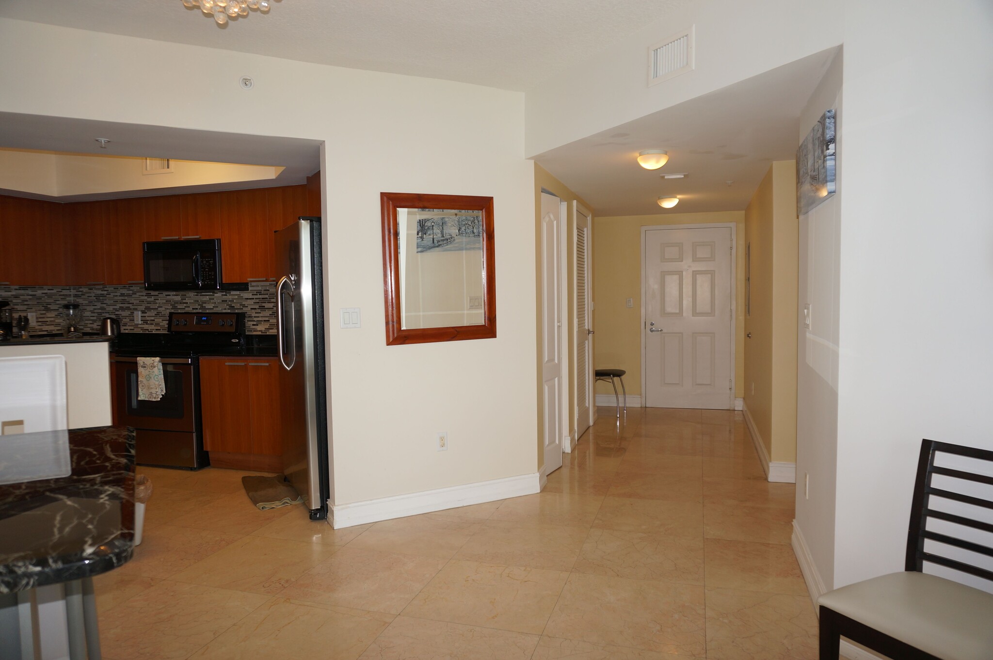 Building Photo - 16699 Collins Ave
