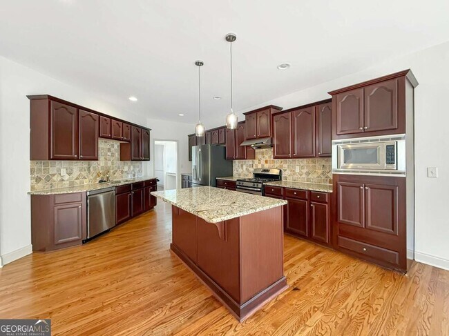 Building Photo - 8275 Majors Ridge Way