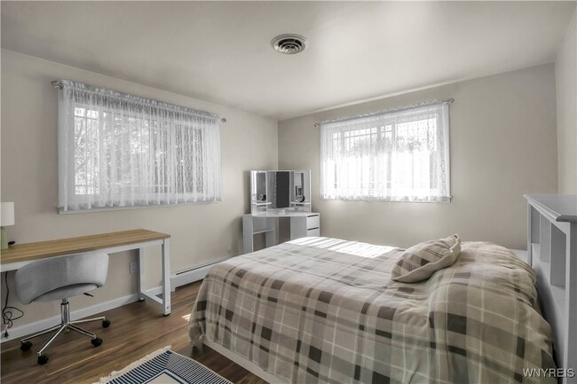 Building Photo - 82 Cherrywood Dr