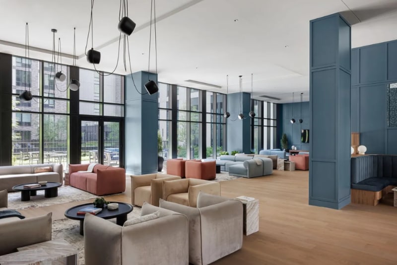 Building Photo - 405 W 206th St