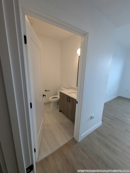 Building Photo - 199 Gardner St