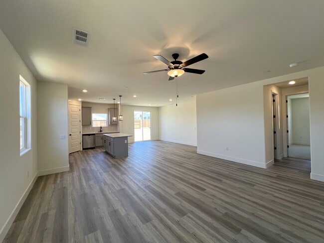 Building Photo - 8234 Violet Rose Ct