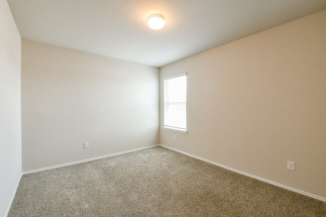 Building Photo - 16744 Lonely Pines Dr