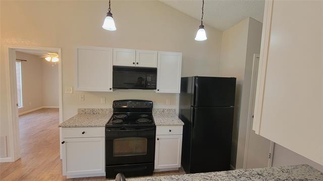 Building Photo - 919 Sugarberry Dr