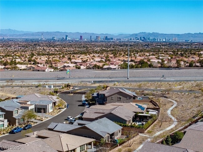 Building Photo - 2931 Raywood Ash Dr
